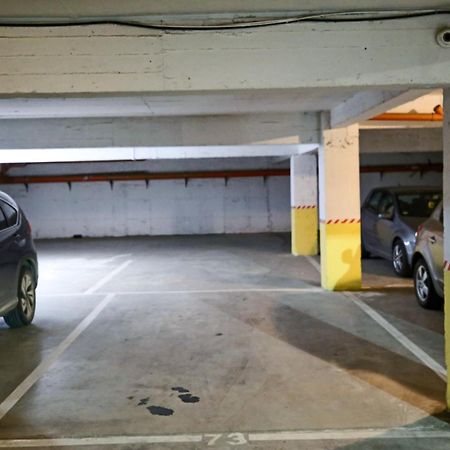 Stylish Condo - Parking And Balcony クルージュ＝ナポカ エクステリア 写真